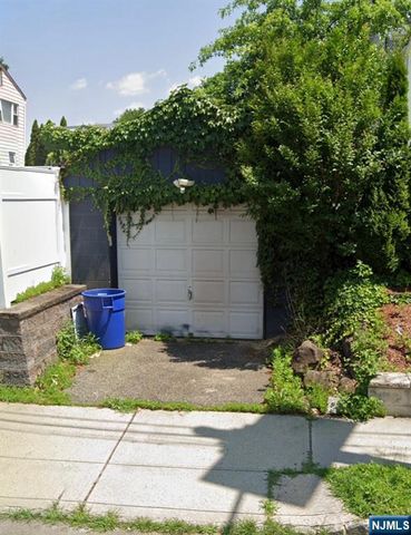 66 Garden Avenue, Belleville, NJ 07109