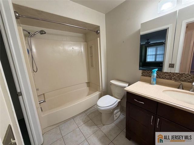 2509 Candlelight Court 2509, Helmetta, NJ 08828