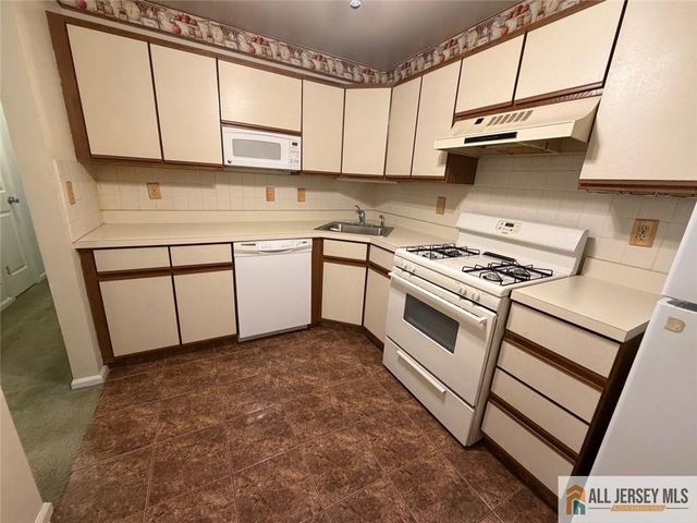 2509 Candlelight Court 2509, Helmetta, NJ 08828
