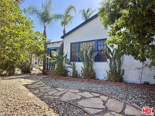 6205 Gentry Avenue, North Hollywood (los Angeles), CA 91606