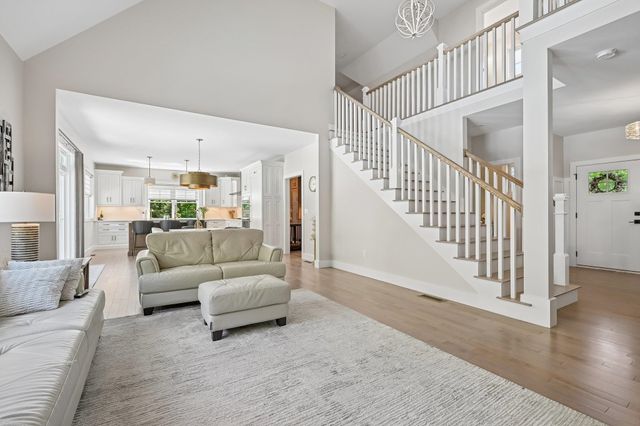 109 Harvard Avenue, Auburn, NH 03032