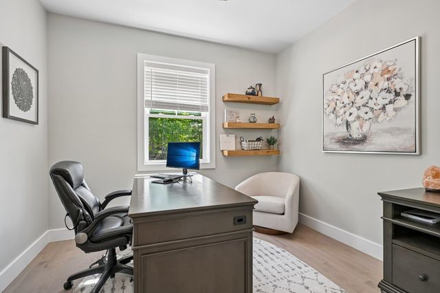 109 Harvard Avenue, Auburn, NH 03032