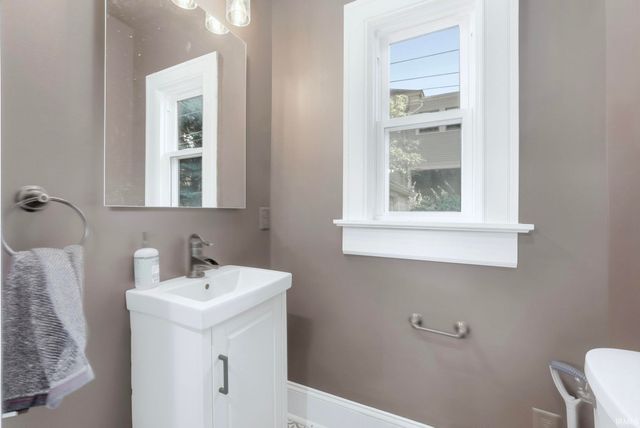 1317 W Jefferson Boulevard, Fort Wayne, IN 46802