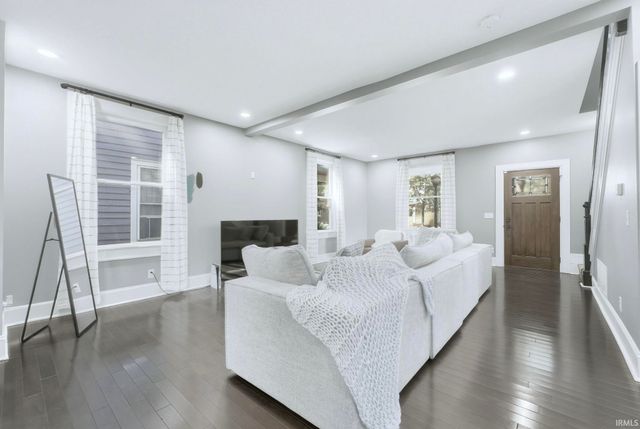 1317 W Jefferson Boulevard, Fort Wayne, IN 46802