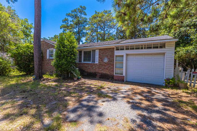 611 Collins St., Myrtle Beach, SC 29577