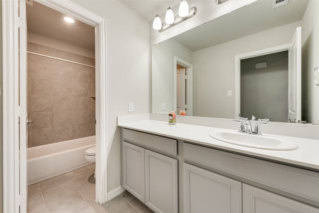 1923 Livingston Road, Irving, TX 75062