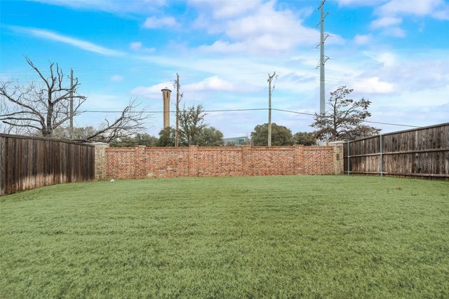 1923 Livingston Road, Irving, TX 75062
