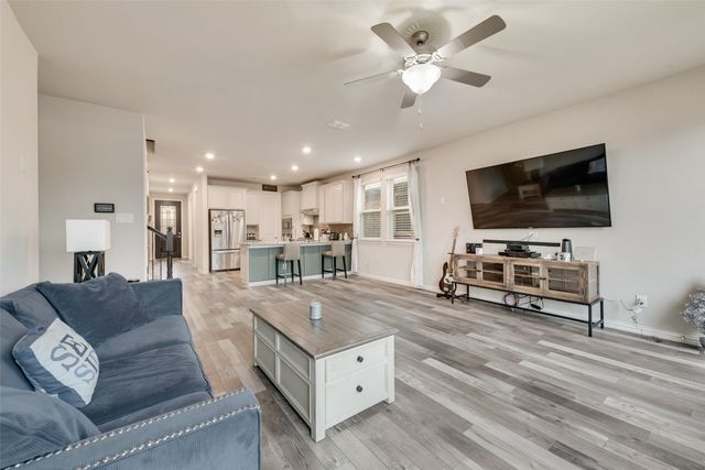 1923 Livingston Road, Irving, TX 75062