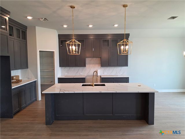 1122 Northcross Drive, Salado, TX 76571