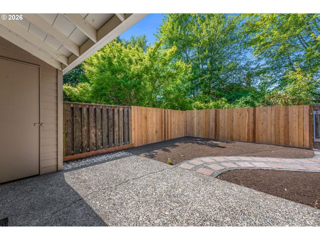 16735 Sw MATADOR Ln, King City, OR 97224