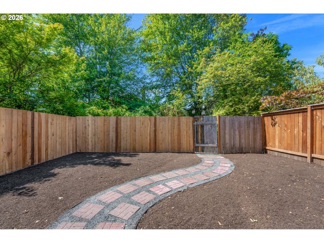 16735 Sw MATADOR Ln, King City, OR 97224