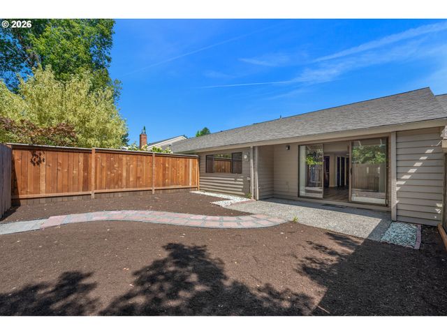 16735 Sw MATADOR Ln, King City, OR 97224