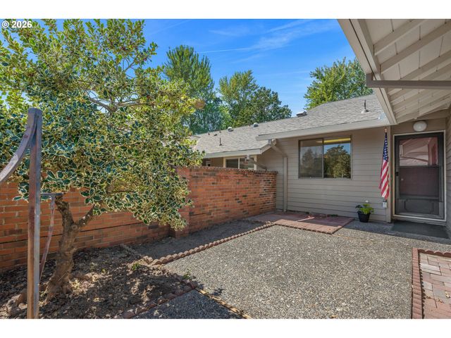 16735 Sw MATADOR Ln, King City, OR 97224