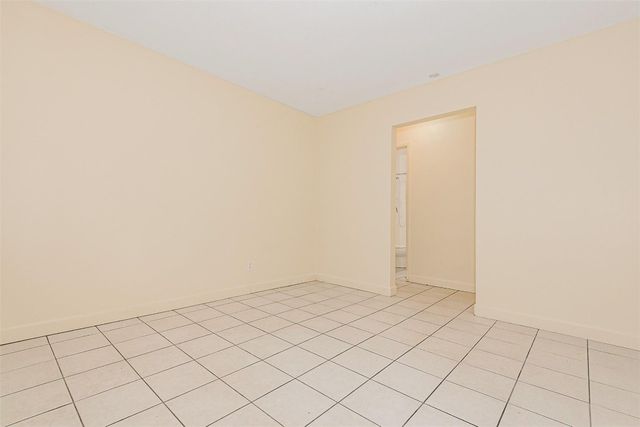 2581 NE 11th Court 2585, Pompano Beach, FL 33062