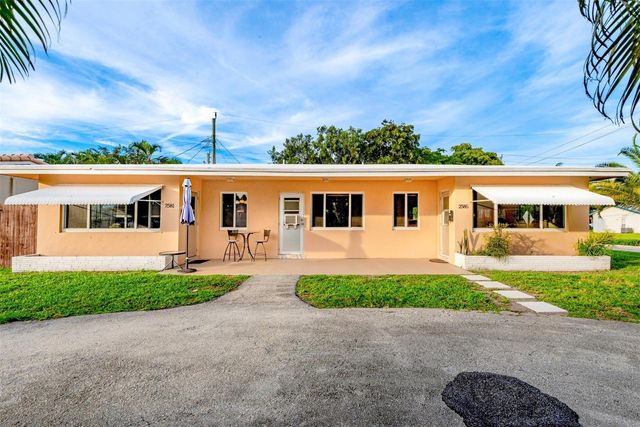 2581 NE 11th Court 2585, Pompano Beach, FL 33062