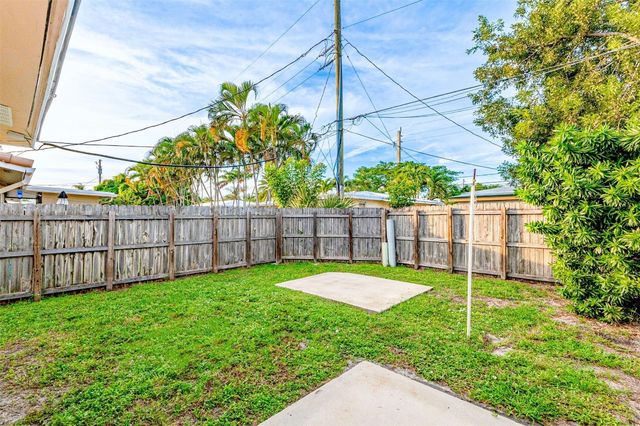 2581 NE 11th Court 2585, Pompano Beach, FL 33062