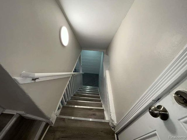 20412 Steel Street, Detroit, MI 48235