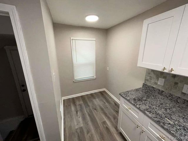 20412 Steel Street, Detroit, MI 48235