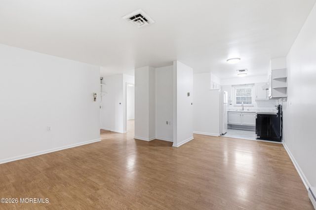 48G Cambridge Court, Lakewood, NJ 08701
