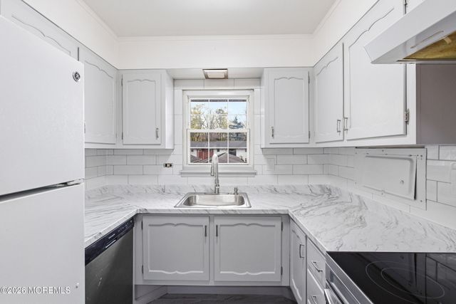48G Cambridge Court, Lakewood, NJ 08701