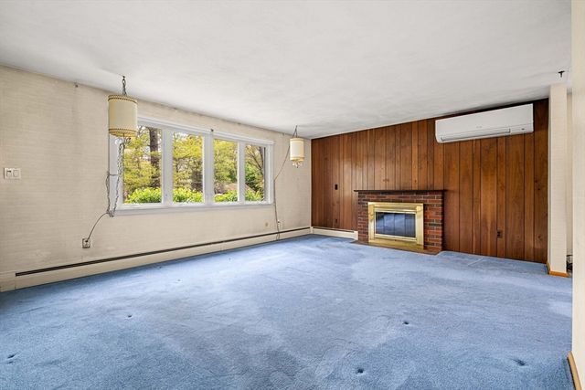 11 Dadant Dr, Wilmington, MA 01887