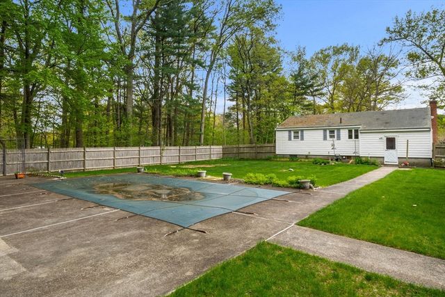 11 Dadant Dr, Wilmington, MA 01887