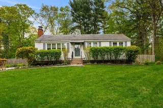 11 Dadant Dr, Wilmington, MA 01887