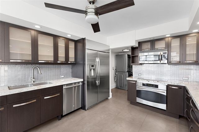 5660 Collins Ave 11B, Miami Beach, FL 33140