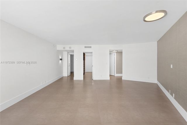 5660 Collins Ave 11B, Miami Beach, FL 33140