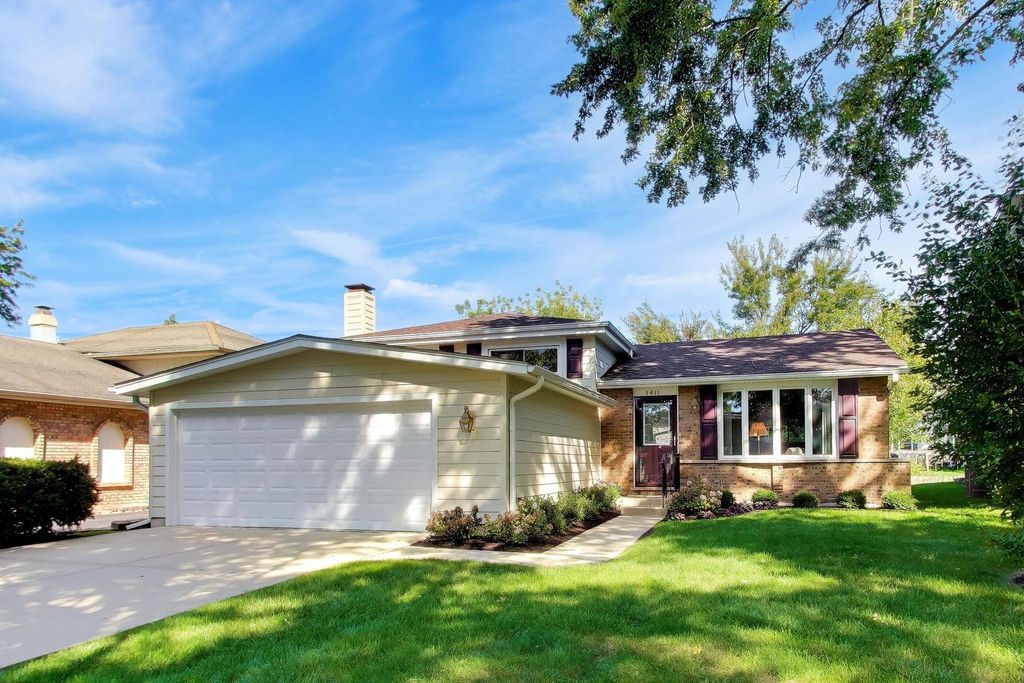 1411 E wilson Avenue, Wheaton, IL 60189 — exterior