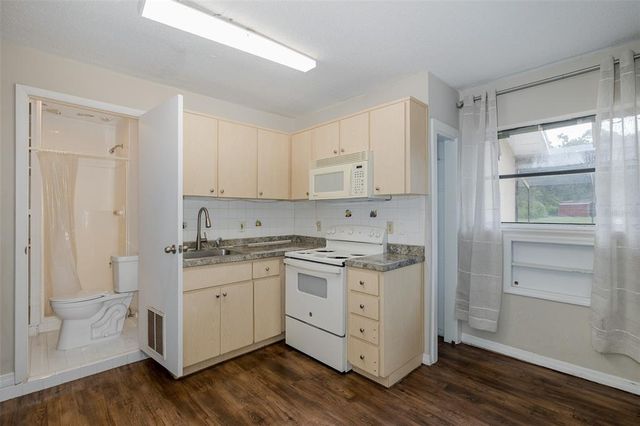 9328 FRED STREET, Hudson, FL 34669