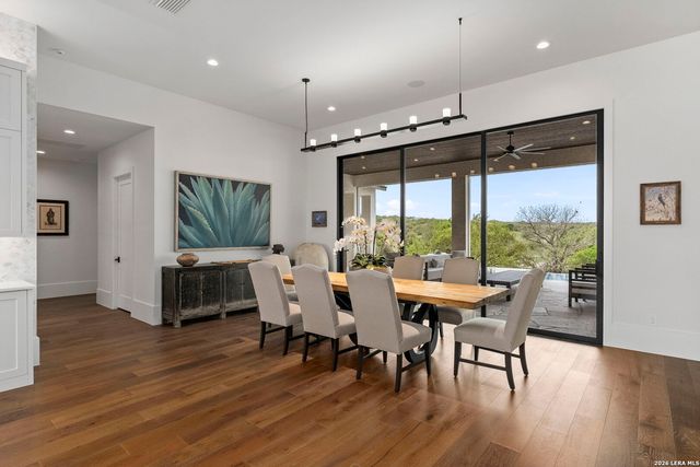 3672 Clubs Dr, Boerne, TX 78006