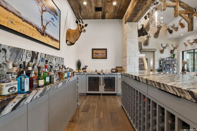 3672 Clubs Dr, Boerne, TX 78006