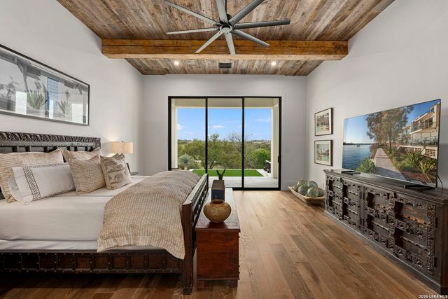 3672 Clubs Dr, Boerne, TX 78006