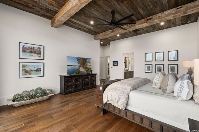 3672 Clubs Dr, Boerne, TX 78006