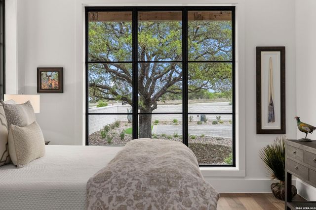 3672 Clubs Dr, Boerne, TX 78006