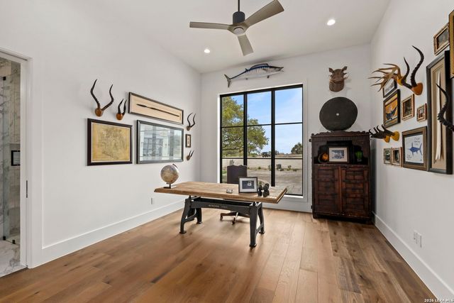 3672 Clubs Dr, Boerne, TX 78006