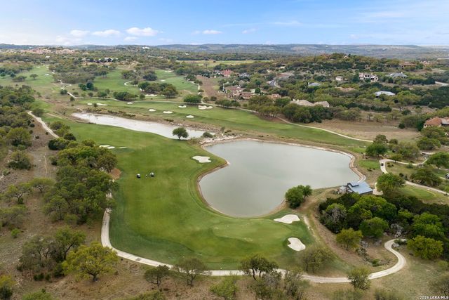 3672 Clubs Dr, Boerne, TX 78006