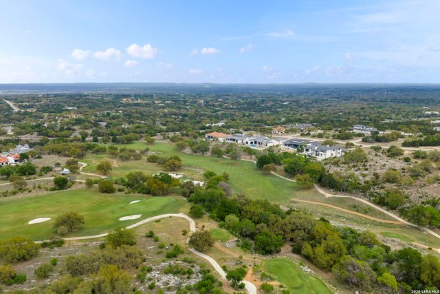 3672 Clubs Dr, Boerne, TX 78006