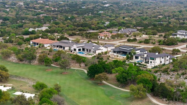 3672 Clubs Dr, Boerne, TX 78006