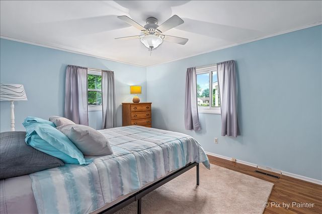 641 Devonshire Lane, Crystal Lake, IL 60014