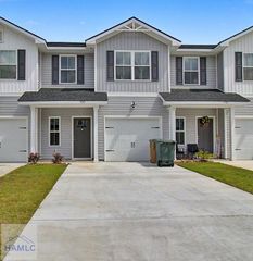 106 Heirloom Road, Hinesville, GA 31313