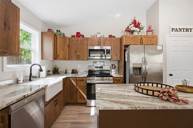 109 Ledbetter Lane, Walhalla, SC 29691