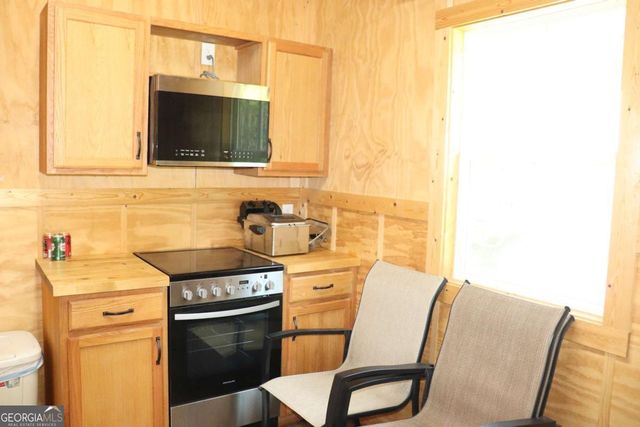 2505 Wilma Edwards Road, Ellabell, GA 31308