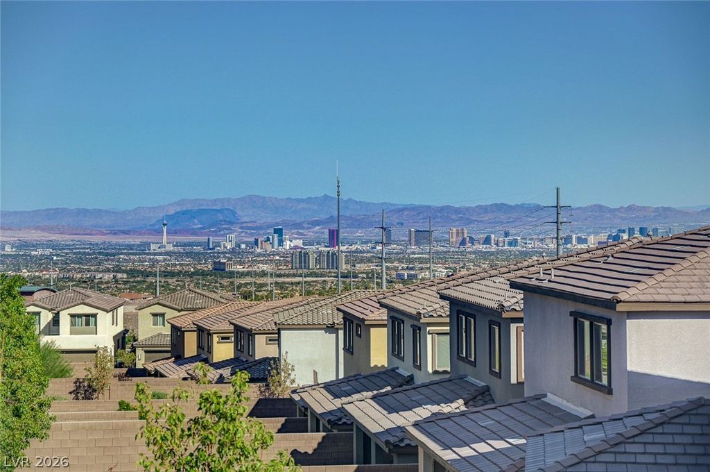 103 Medianoche Street, Las Vegas, NV 89138 — exterior