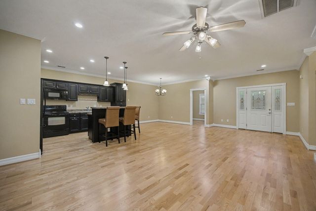 101 Woods Way, Frankfort, KY 40601