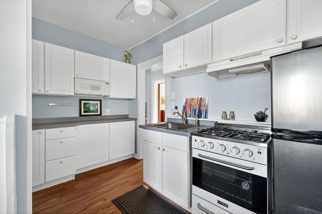 1599 Juno Avenue, Saint Paul, MN 55116