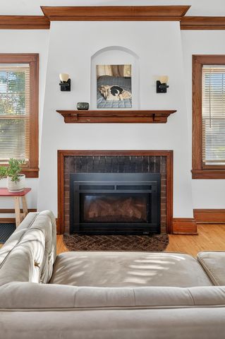 1599 Juno Avenue, Saint Paul, MN 55116