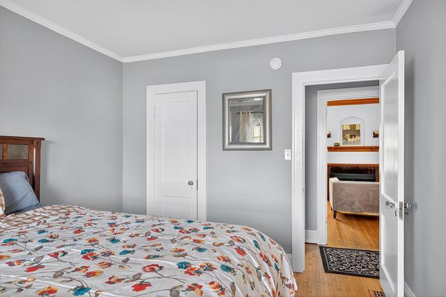 1599 Juno Avenue, Saint Paul, MN 55116