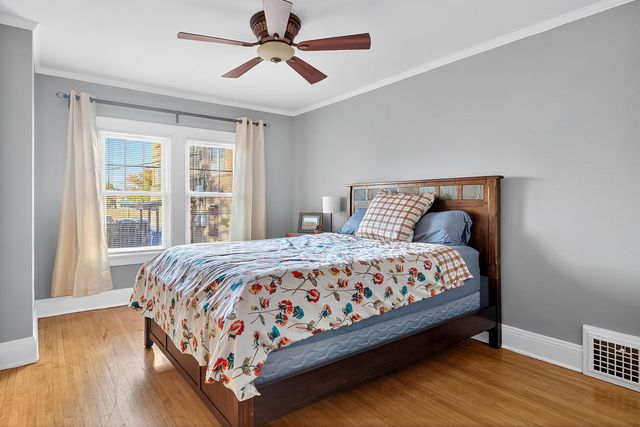 1599 Juno Avenue, Saint Paul, MN 55116